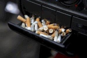 Как избавиться от запаха табака в машине. Народные способы.
